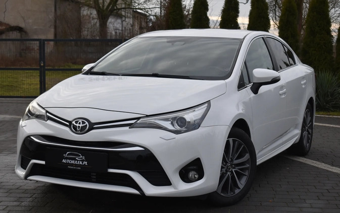 Toyota Avensis cena 57900 przebieg: 183000, rok produkcji 2015 z Lipno małe 781